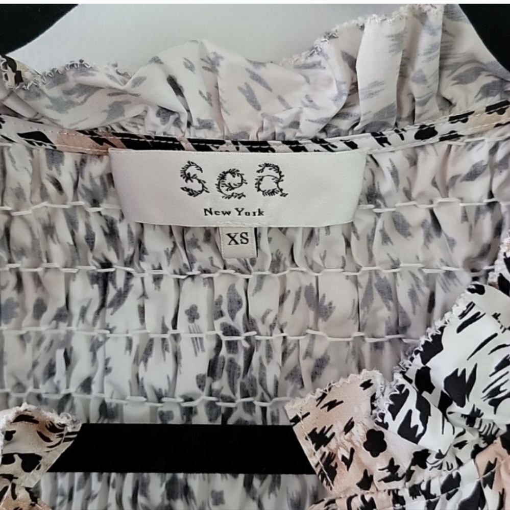SEA NEW YORK Lana Animal Print Flutter Sleeve Top XS - Picture 6 of 7
